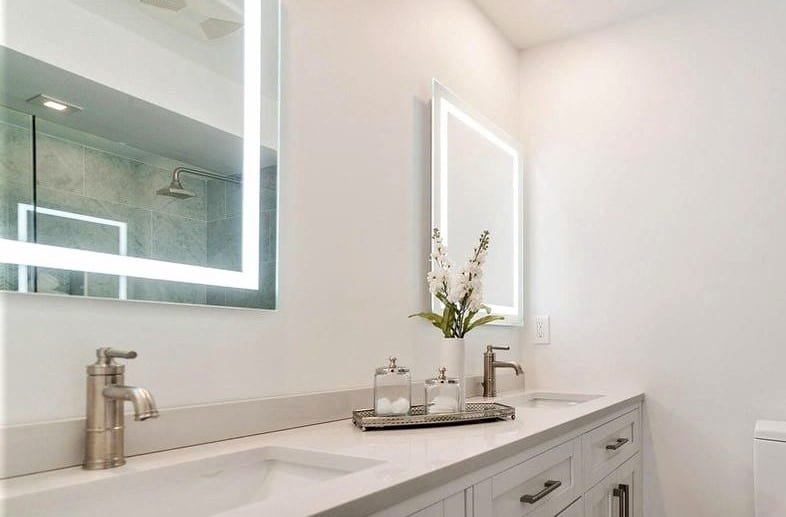 Lighted Bathroom Mirror Style DC
